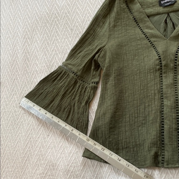 bebe Women's Boho Bell Sleeve Top Earthy Green 3/4 Length Sleeve Top Designer - Picture 5 of 11